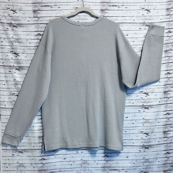 Pink Victoria’s Secret Oversized Long Sleeve Logo Thermal Shirt - Picture 4 of 11